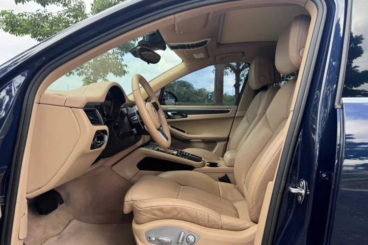 保时捷 2017款  Macan 2.0T中控内饰7006