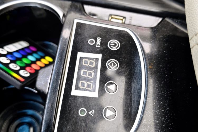 别克GL8 2020款 ES陆尊 653T 舒适型中控内饰7007