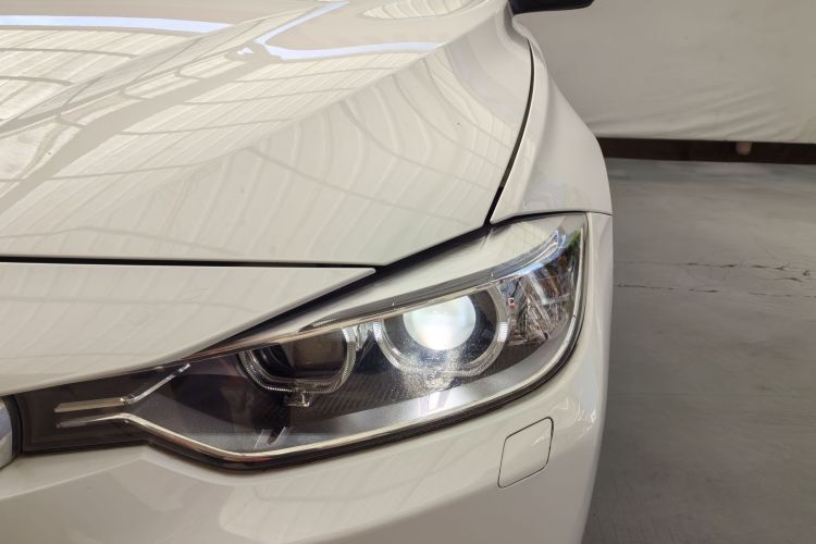 宝马3系 2014款 320i 时尚型车身外观6002