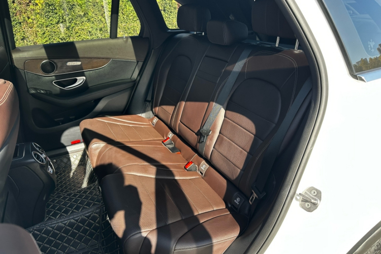 奔驰GLC 2021款 GLC 260 L 4MATIC 豪华型中控内饰7003