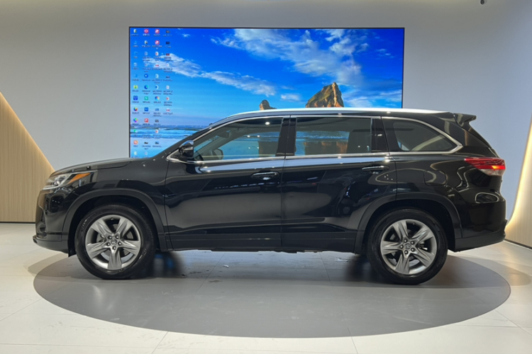 丰田 汉兰达 2021款 2.0T 四驱豪华版 7座车身外观6005