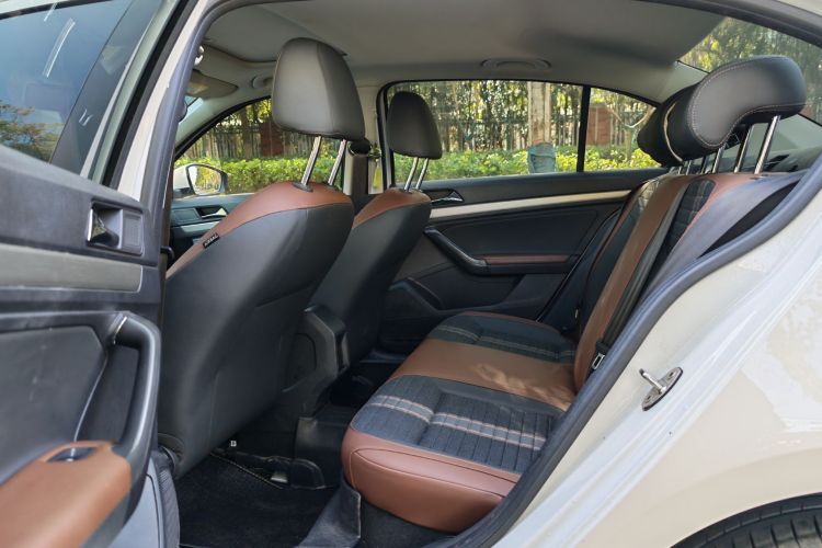 大众 2019款 朗逸启航 1.5L 自动舒适版 国VI中控内饰7002