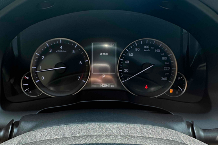 雷克萨斯ES 2017款 200 30周年纪念版中控内饰15
