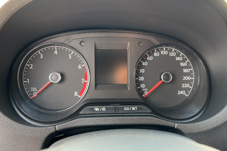 大众 Polo 2016款 1.4L 手动风尚型局部细节14