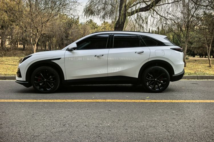 ARCFOX极狐 极狐 阿尔法T5(ARCFOX αT5) 2025款 630 神行版车身外观6003