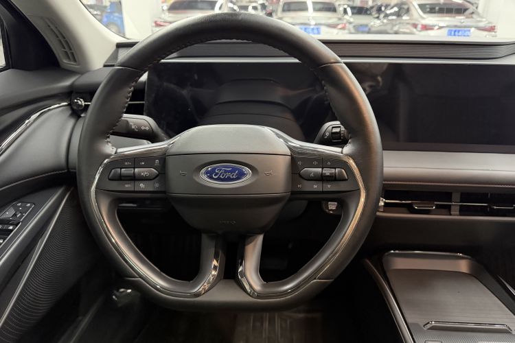 福特 蒙迪欧 2023款 EcoBoost 245 豪华型中控内饰7009