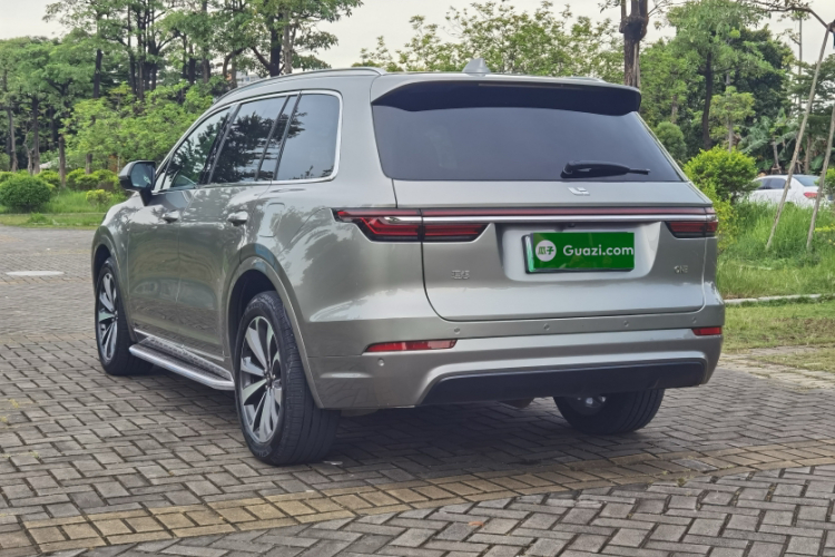 理想汽车 理想ONE 2020款 增程6座版车身外观6008