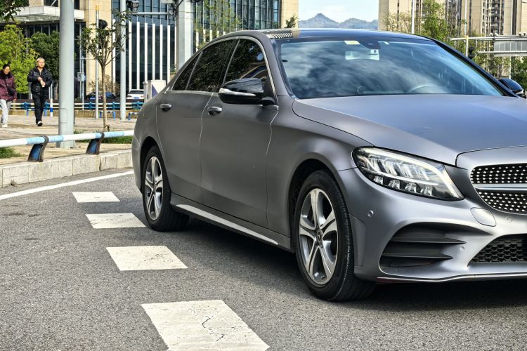 奔驰C级 2019款 改款 C 260 L 运动版车身外观6002