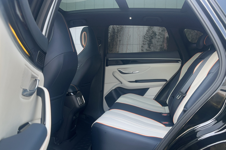 比亚迪 宋PLUS新能源 2021款 EV 旗舰型中控内饰7002