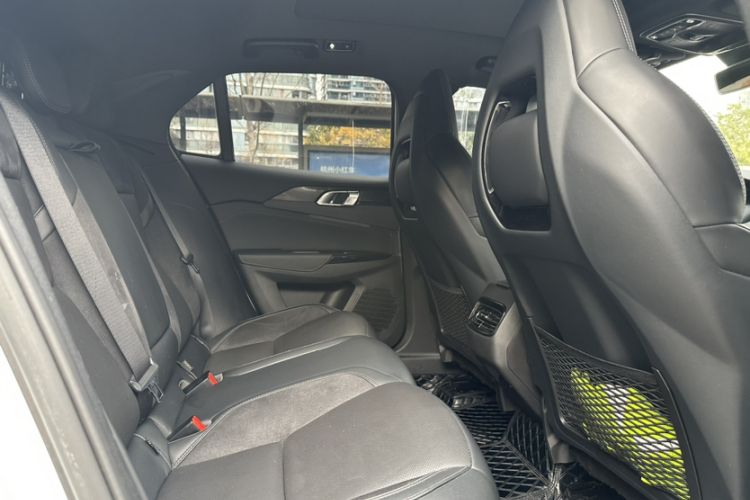 领克02 Hatchback 2022款 2.0TD Pro中控内饰7004