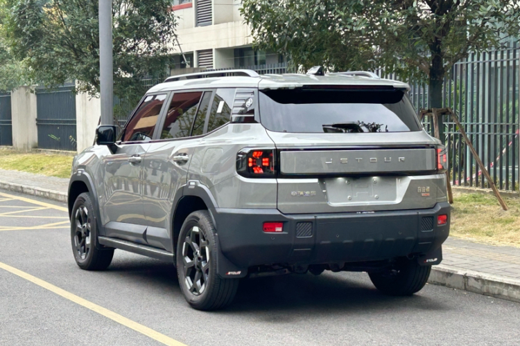 捷途自由者 2025款 2.0TD 自动XWD征服车身外观6003