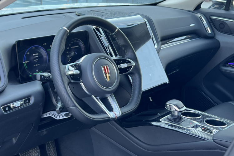 红旗HS3 PHEV 2025款 PHEV 117km 劲为PLUS版中控内饰7003