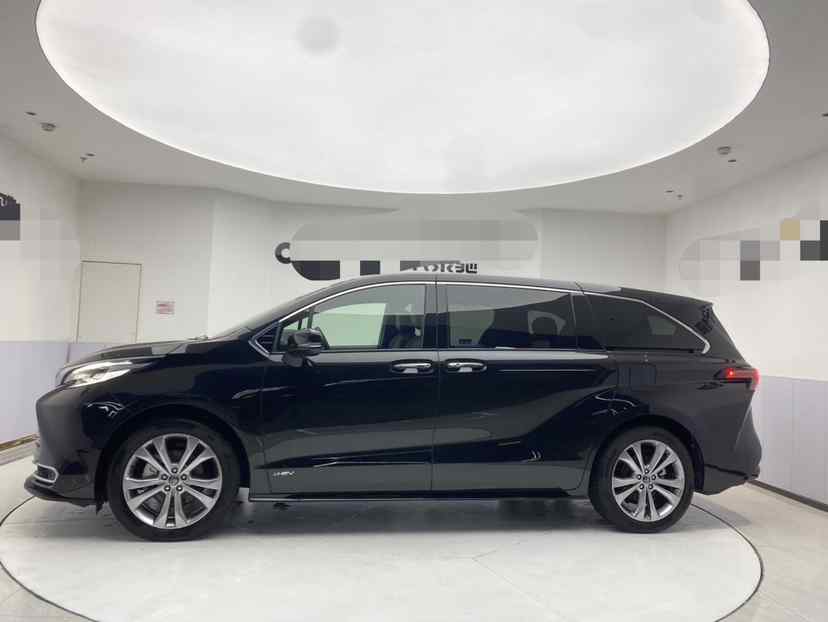 丰田 赛那SIENNA 2024款 2.5L混动 臻享尊贵版(3)