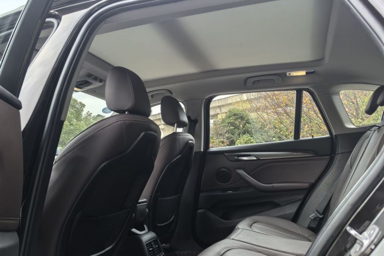 宝马X1 2016款 sDrive18Li 豪华型局部细节22