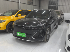 吉利银河 银河星舰7 EM-i 2025款 120km 启航+版