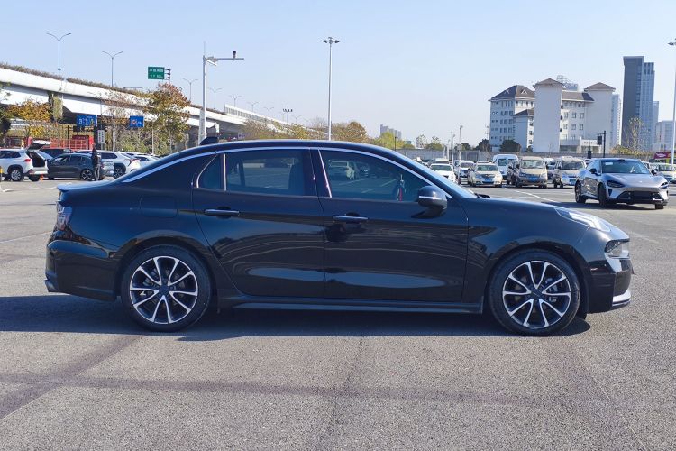 领克03 2019款 1.5TD DCT劲版 国VI车身外观6007