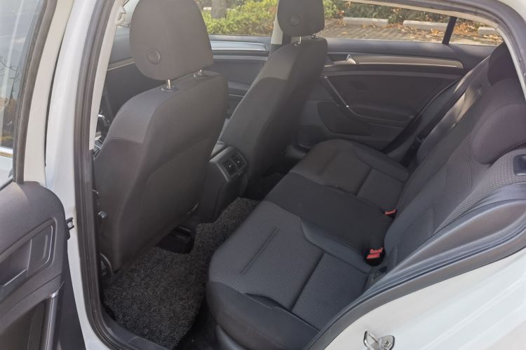 大众 高尔夫 2017款 1.6L 自动舒适百万辆纪念版中控内饰7003