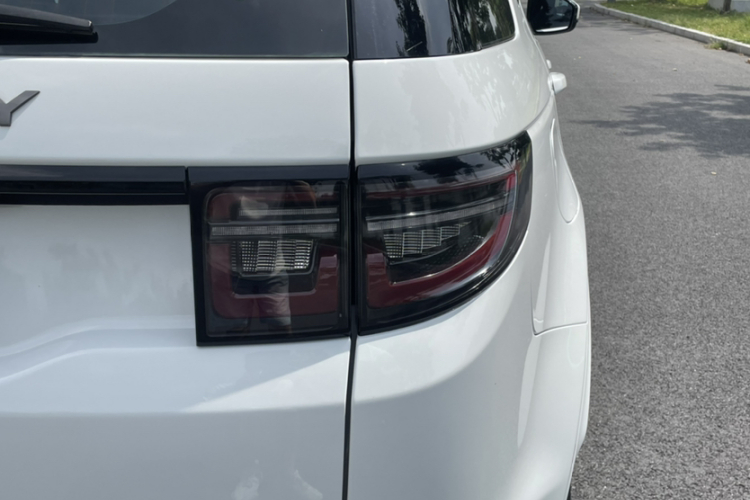 路虎 发现运动版 2020款 249PS R-Dynamic 性能版车身外观6007