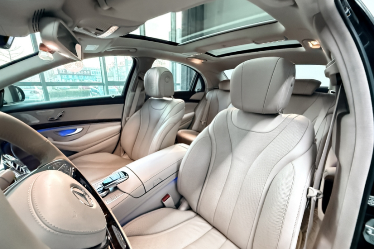 奔驰S级 2014款 S 320 L 商务型局部细节9007