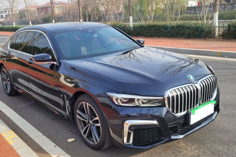 宝马7系 2021款 730Li M运动套装车身外观6003