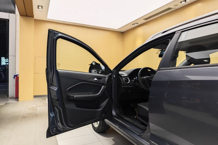 奇瑞 瑞虎3X 2020款 质享版 1.5L CVT豪华版车身外观6012