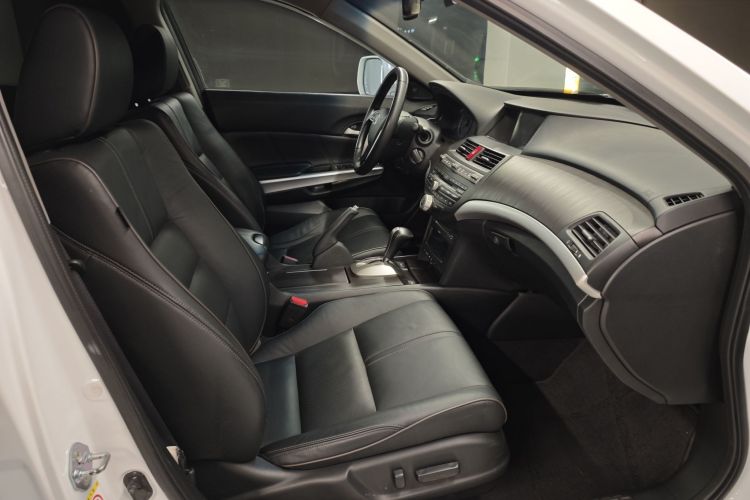 本田 歌诗图 2012款 2.4L 豪华版中控内饰7003