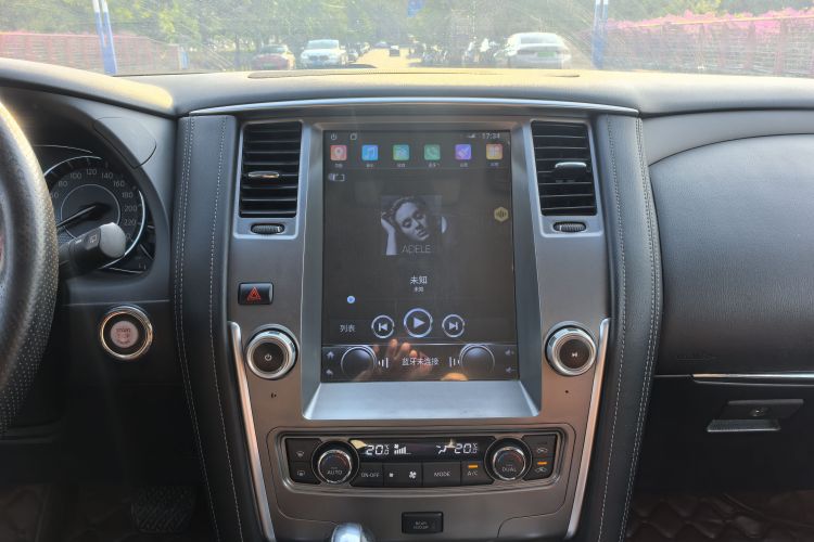 日产 途乐（平行进口）中控内饰7008