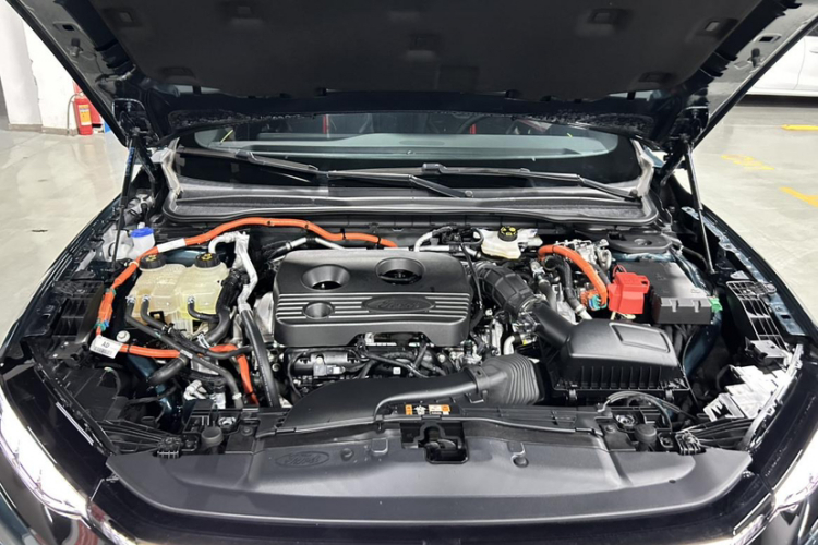 福特 蒙迪欧 2023款 1.5T E-混动 ST-Line中控内饰7006