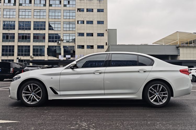 宝马5系 2019款 525Li M运动套装车身外观6007