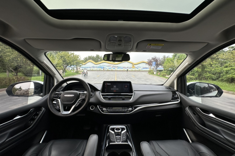 上汽大通MAXUS 大通G20 2021款 PLUS 2.0T 汽油自动尊享版中控内饰7005