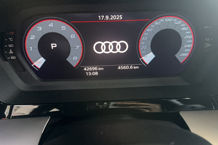 奥迪A3 2021款 A3L Limousine 35 TFSI 时尚运动型中控内饰15