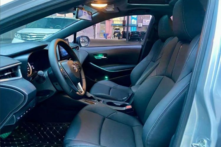 丰田 雷凌 2021款 185T CVT豪华版中控内饰7005