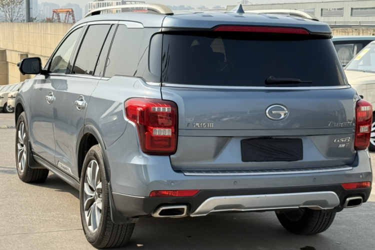 广汽传祺 传祺GS8 2017款 320T 两驱豪华智联版（七座）车身外观6004