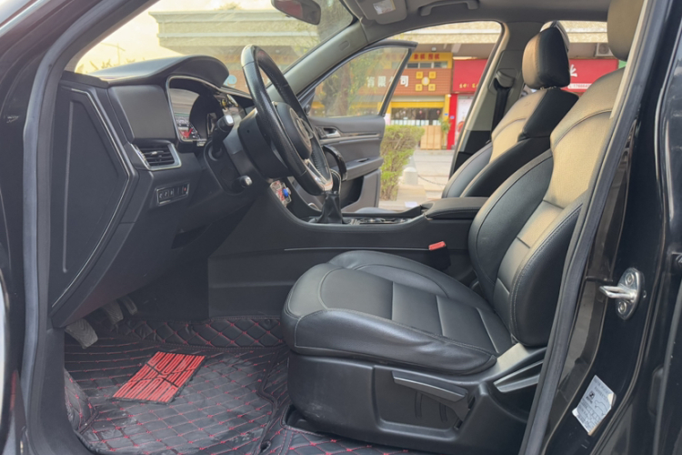 众泰T600 Coupe 2017款 1.5T 手动尊享型中控内饰7010