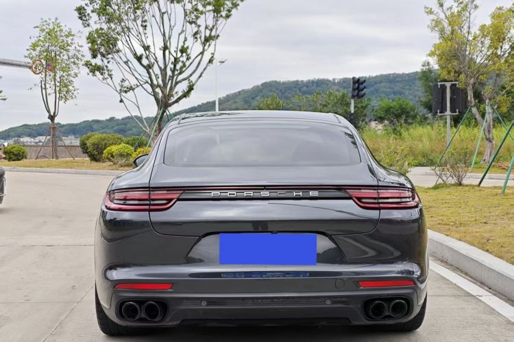 保时捷 2017款 Panamera 4 行政加长版 3.0T车身外观6001