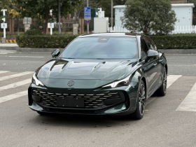 名爵 MG7 2023款 2.0T 自动猎美奢享版