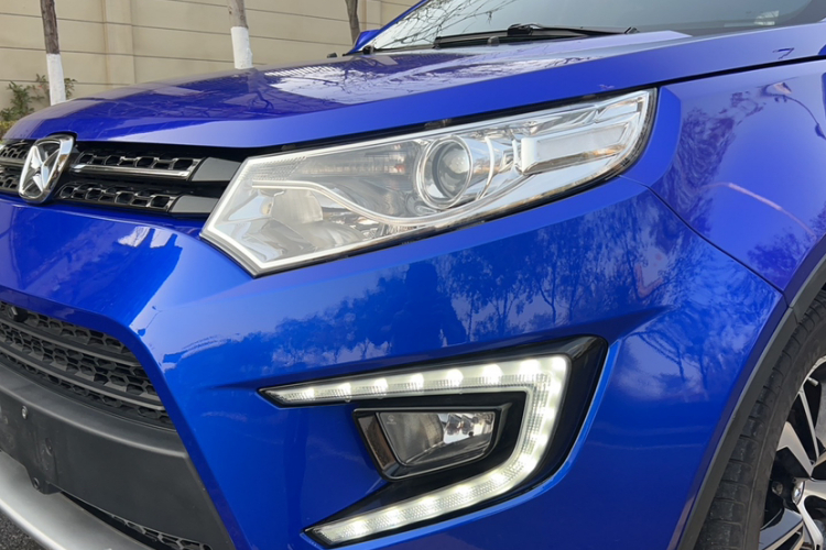 江铃 驭胜S330 2016款 1.5L GTDi 自动两驱尊贵版局部细节36