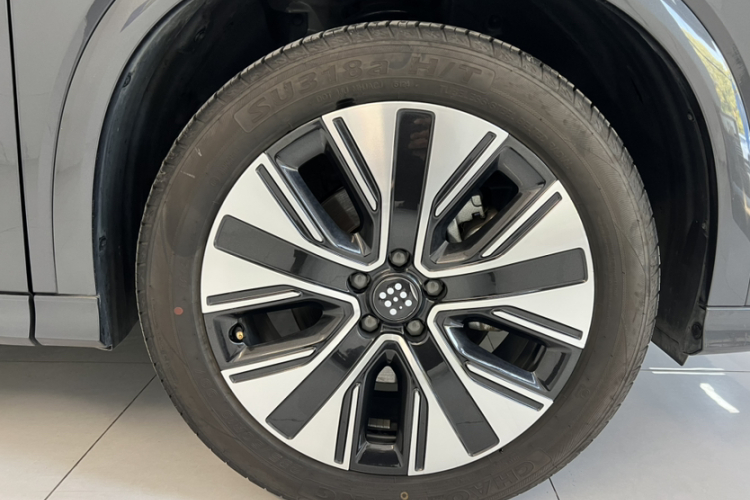 蓝电E5 PLUS 2026款 165km 长续航先享版Ultra 7座局部细节9002