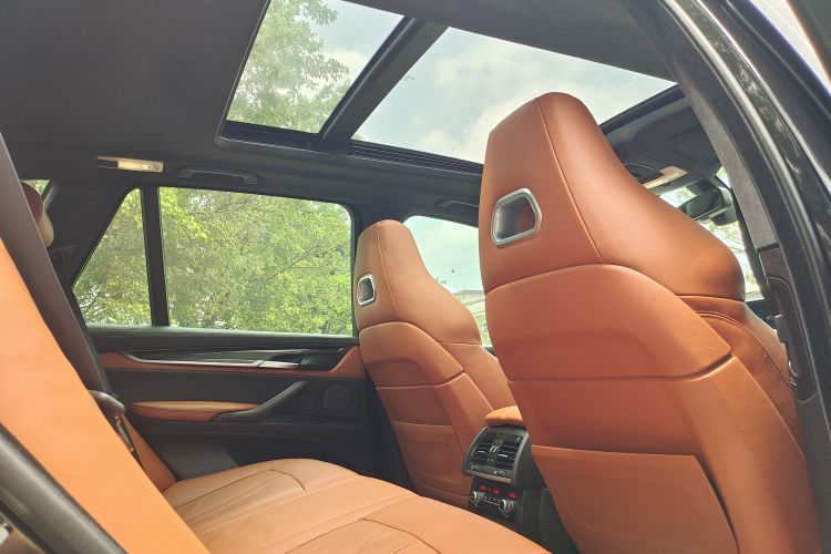 宝马X5 M 2015款 X5 M中控内饰7009