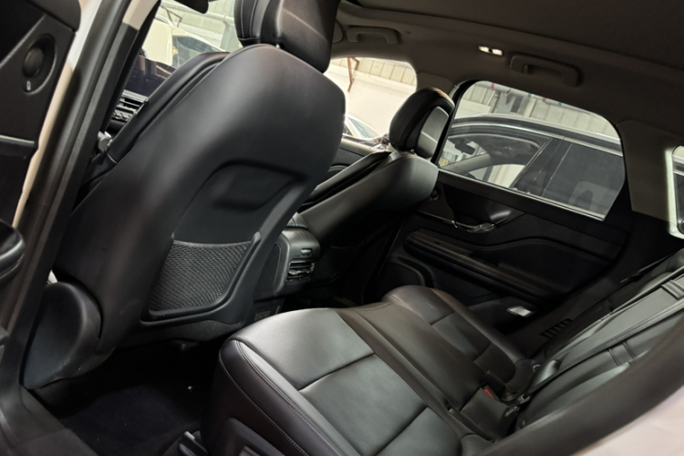 林肯 冒险家 2024款 2.0T 四驱尊耀版中控内饰7003