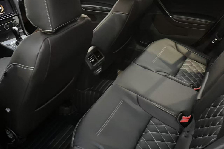 大众 高尔夫 2019款 280TSI DSG舒适型 国VI中控内饰7003