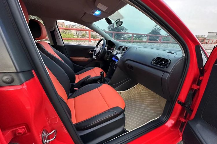 大众 Polo 2016款 1.4L 手动风尚型车身外观6013