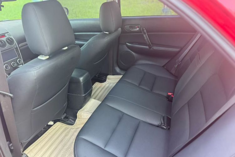 马自达6 2013款 2.0L 自动时尚型中控内饰7004