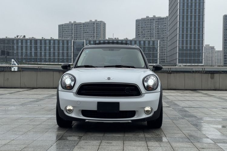 MINI Countryman 2016款 1.6T COOPER ALL4 Fun装备控车身外观6004