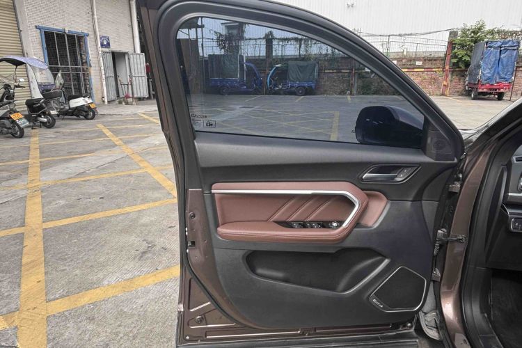 哈弗H6 2017款 蓝标 1.5T 自动两驱智尚型中控内饰7007