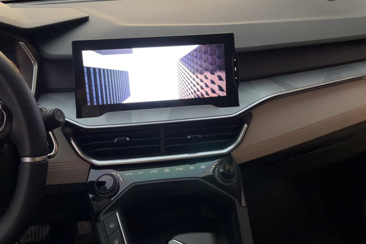 领克06 EM-P 2022款 PHEV 84KM续航版 Pro局部细节16