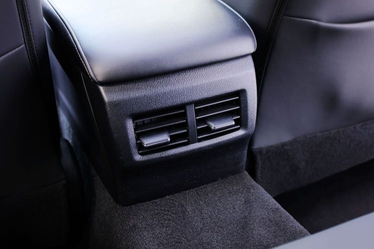 雷克萨斯IS 2017款 300 锋尚版局部细节9001