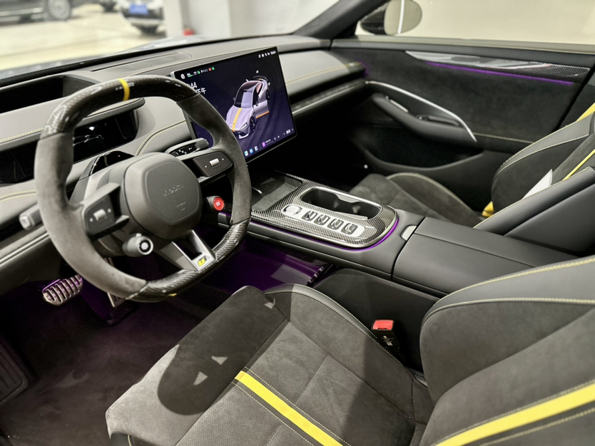 小米汽车 小米SU7 Ultra 2025款 Ultra