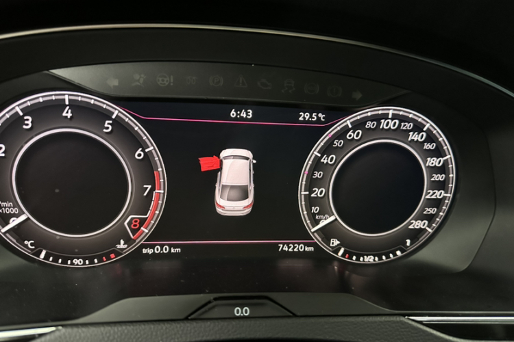 一汽-大众CC 2019款 330TSI 魅颜版 国V中控内饰15