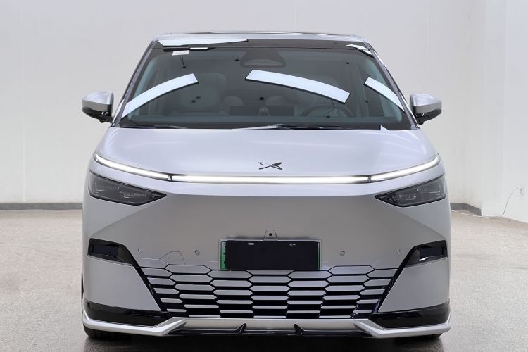 小鹏X9 2024款 640四驱高性能Max车身外观6005